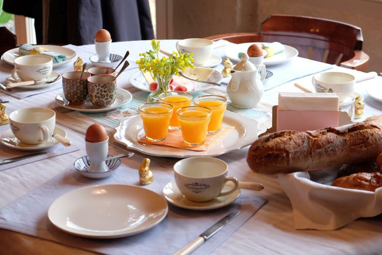 Le Couvent De Neuviale Bed and Breakfast Parisot  Buitenkant foto