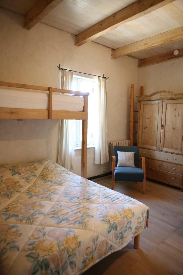 Le Couvent De Neuviale Bed and Breakfast Parisot  Buitenkant foto